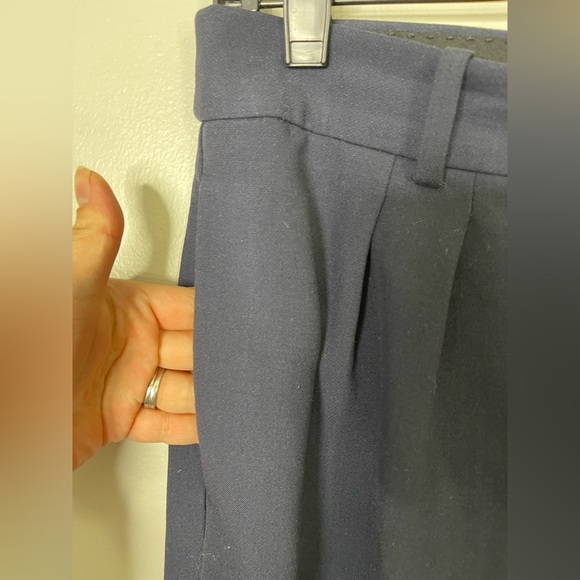 Aritzia Babaton Effortless Pleated Wide Leg High Rise Size 10 In Navy - Picture 4 of 7